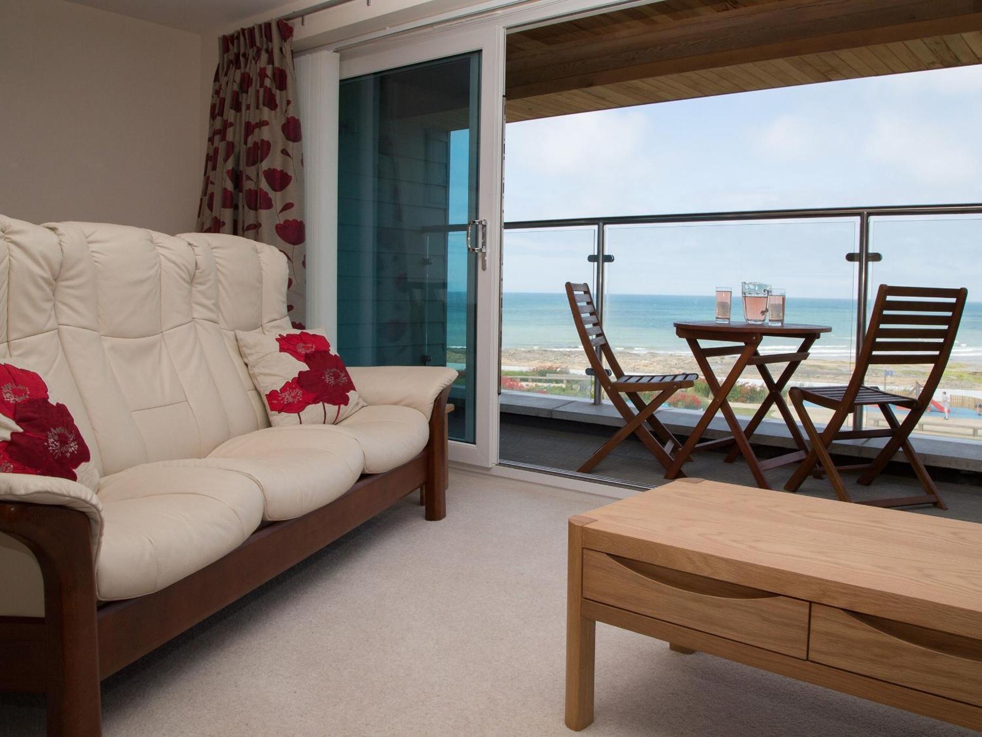 Apartment 5 Latitude 51 Westward Ho! エクステリア 写真